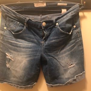 Seven brand jean shorts size 8